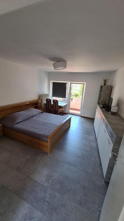 Ferienwohnung Mit Balkon In Krumpendorf Luaran gambar
