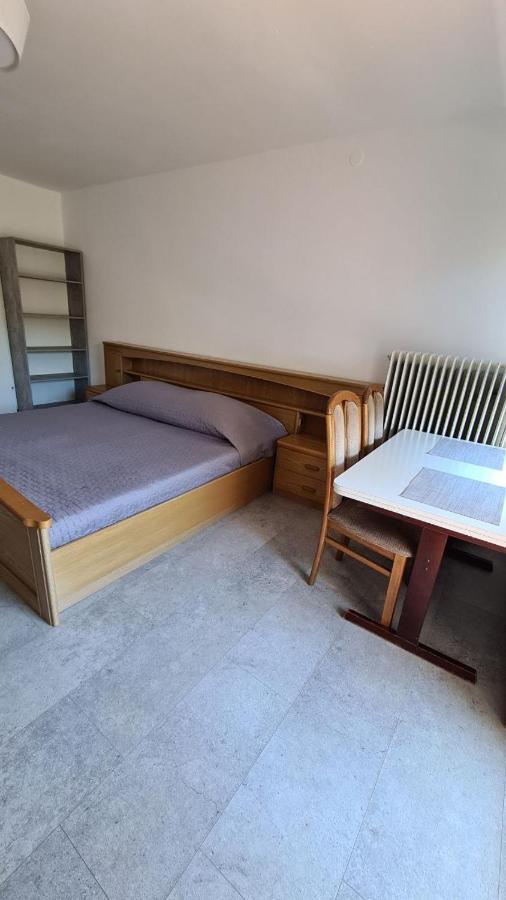 Ferienwohnung Mit Balkon In Krumpendorf Luaran gambar